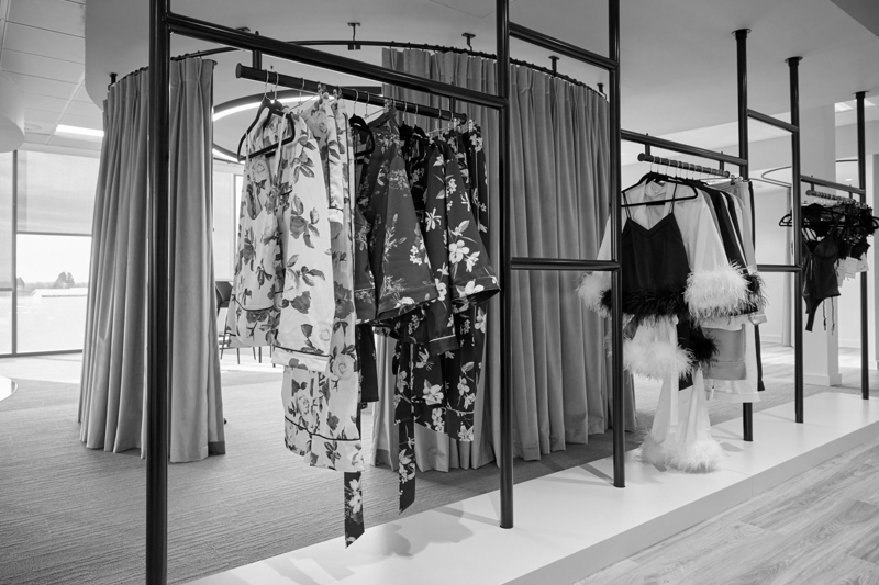 Merchandiser image